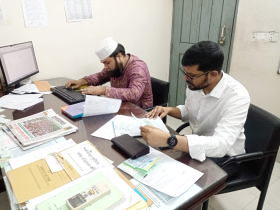 নাঃগঞ্জ বিআরটিএ অফিসে দুদক