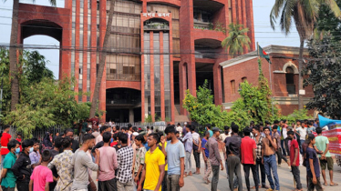 নাসিকে অটোচালকদের হামলা, আহত ১০