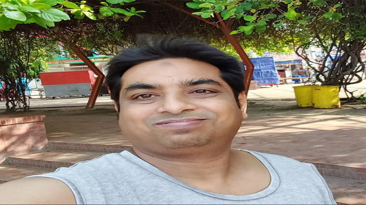 সাংবাদিক মমতাজ আহমেদ এর পুত্র মুন্নার ইন্তেকাল সাংবাদিক মমতাজ আহমেদ এর পুত্র মুন্নার ইন্তেকাল